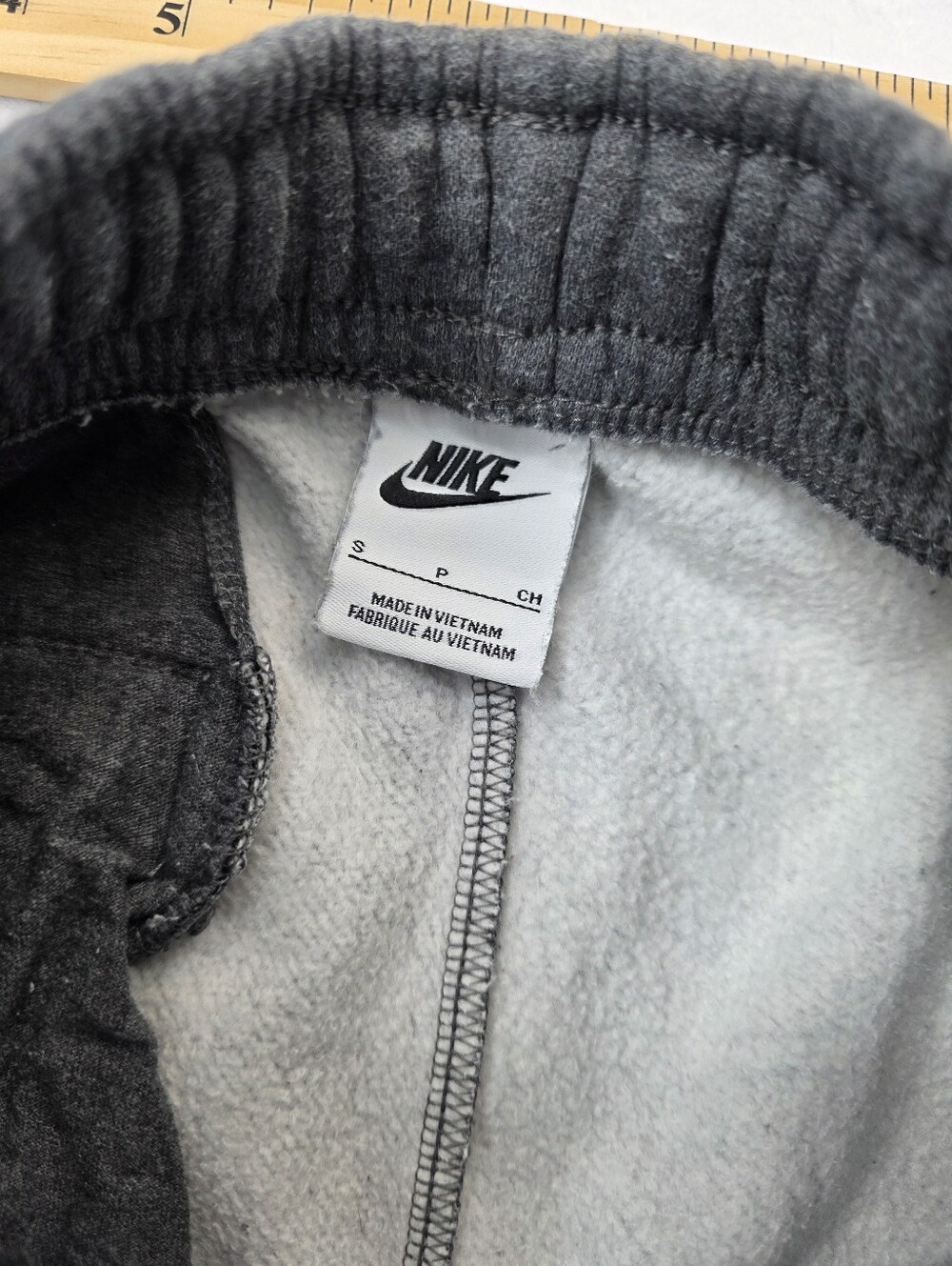 Nike Men's Charcoal Gray Sweatpants Joggers White Swoosh Size Small CS-3644 - Picture 7 of 10
